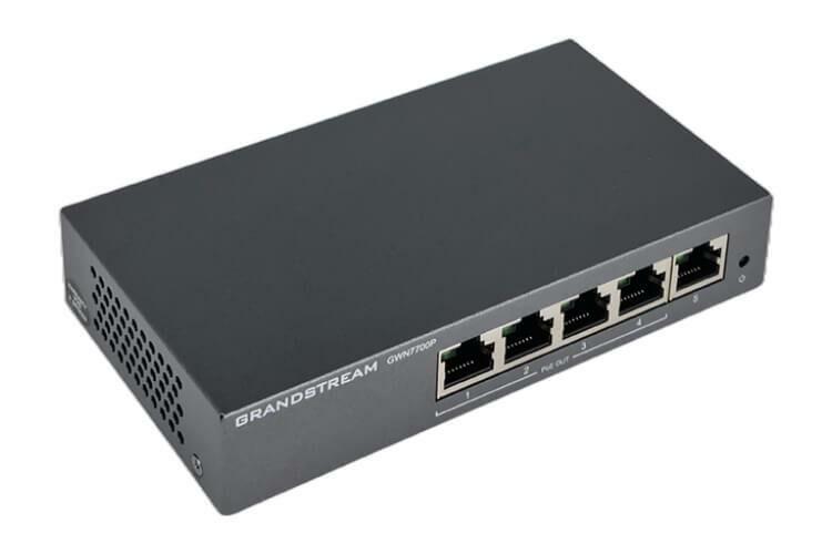 Grandstream GWN7700P 5 Port 4 Port POE Gigabit Poe Switch